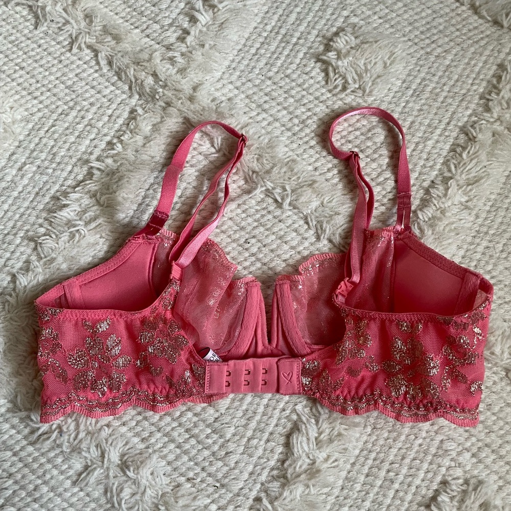 Victoria's Secret Pink Lace Trim Bra